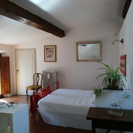 Il Salone, Bel Monolocale In Campagna Apartment *